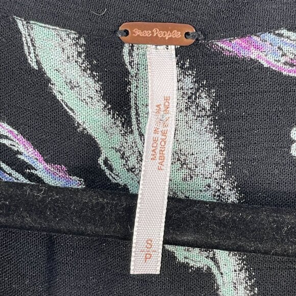 Free People Small Metallic Bloom Button Up Oversized Top Peacock Print Shirt - Picture 5 of 13